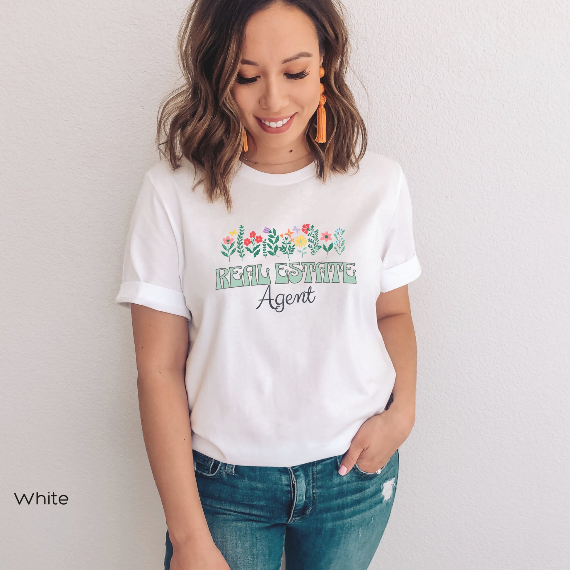 Real Estate Agent T-Shirt, Realtor shirt Real Estate Agent T Shirt, Real Estate Agent Cool T Shirts Design, Realtor Gift Shirts Tee